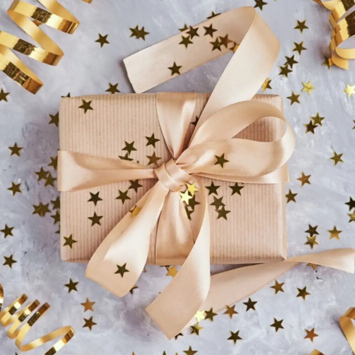 خرید هدایای خاص، سفارشی و اقساطی