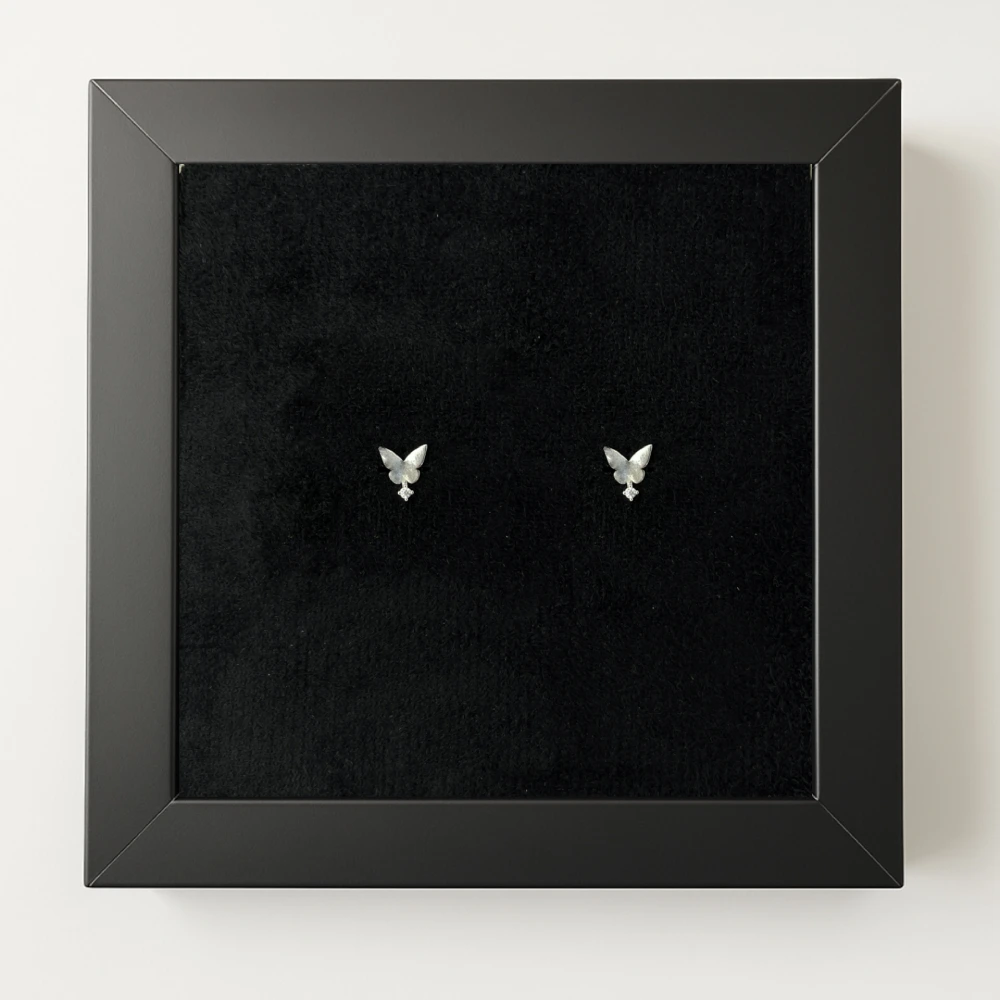 پیرسینگ گوش نقره اصل 925 عیار مدل پروانه ساده تک نگین | قسطی اسنپ پی فروشگاه یادگار پیرسینگ گوش نقره اصل 925 عیار مدل پروانه ساده تک نگین | قسطی اسنپ پی فروشگاه یادگار