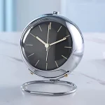 ساعت رومیزی عقربه ای چراغ دار مدل آلارم کلاک فلزی