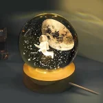 چراغ خواب گوی کریستالی فضانورد و ماه