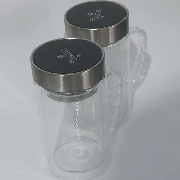 لیوان دمنوش دو جداره پیرکس با درب استیل 400 میلی لیتر لیوان دمنوش دو جداره پیرکس با درب استیل 400 میلی لیتر