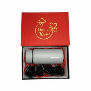 باکس هدیه تراول ماگ و گل رز مشکی